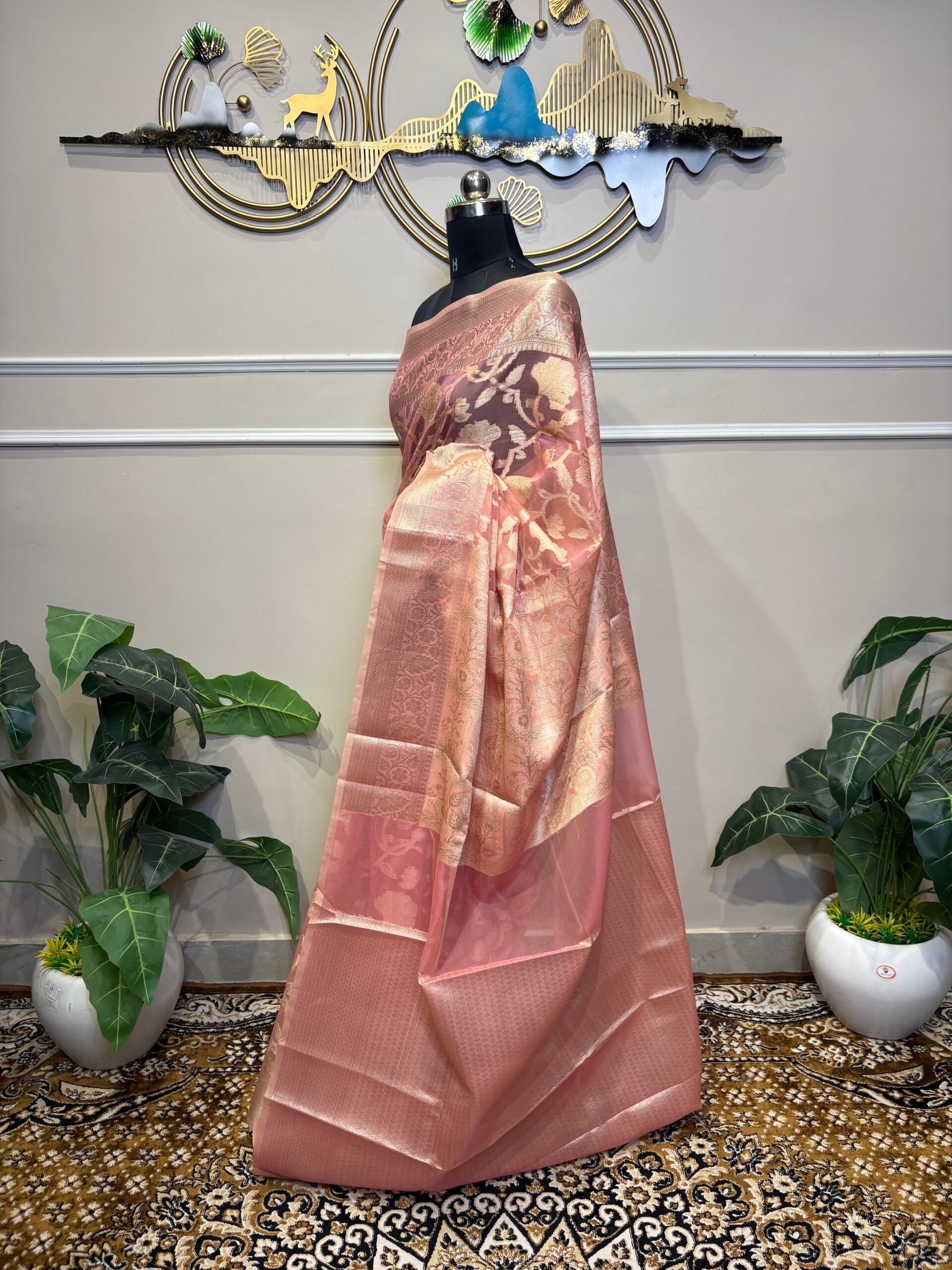 Dusty Rose Banarasi Saree - Image 4