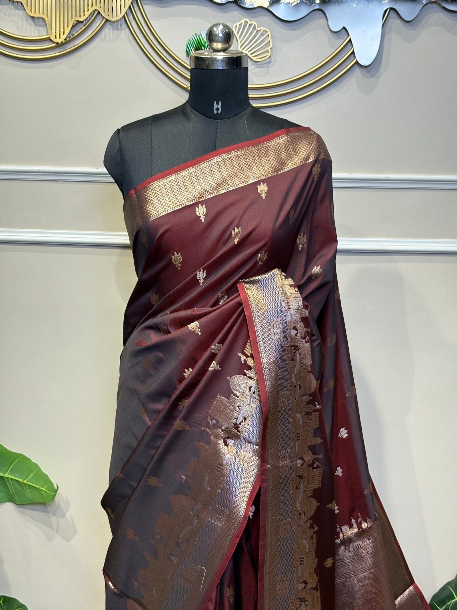 Varanasi Ghat Motif Banarasi Silk Saree in Regal Wine - Image 2