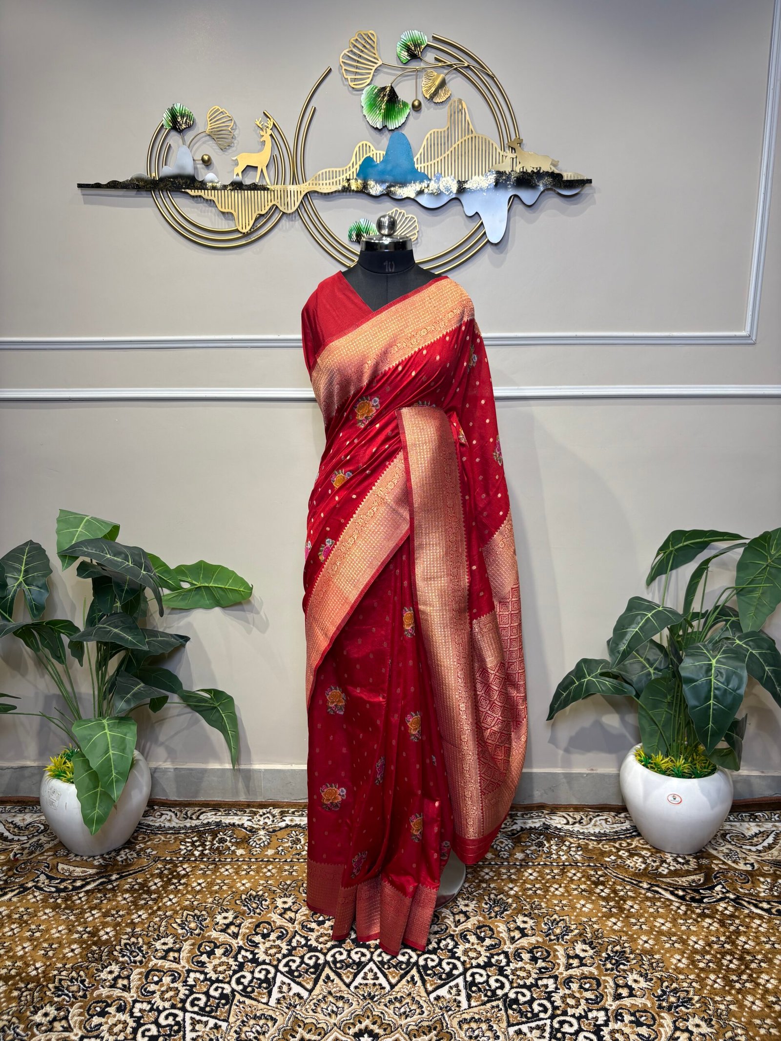 Red Banarasi Silk Saree with Meenakari Floral Motifs & Rich Zari Border - Image 5