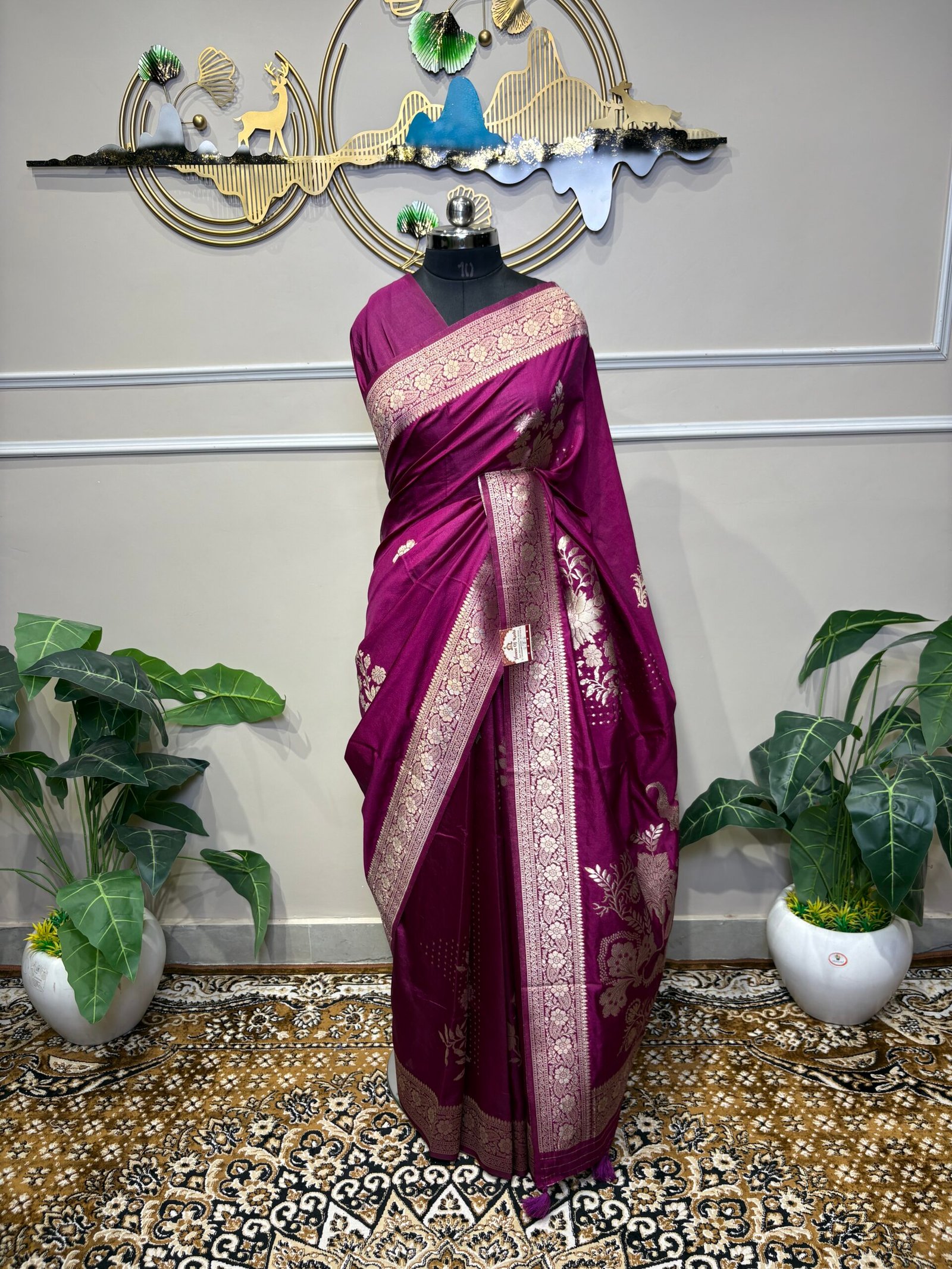 Wine Purple Banarasi Saree - Image 3