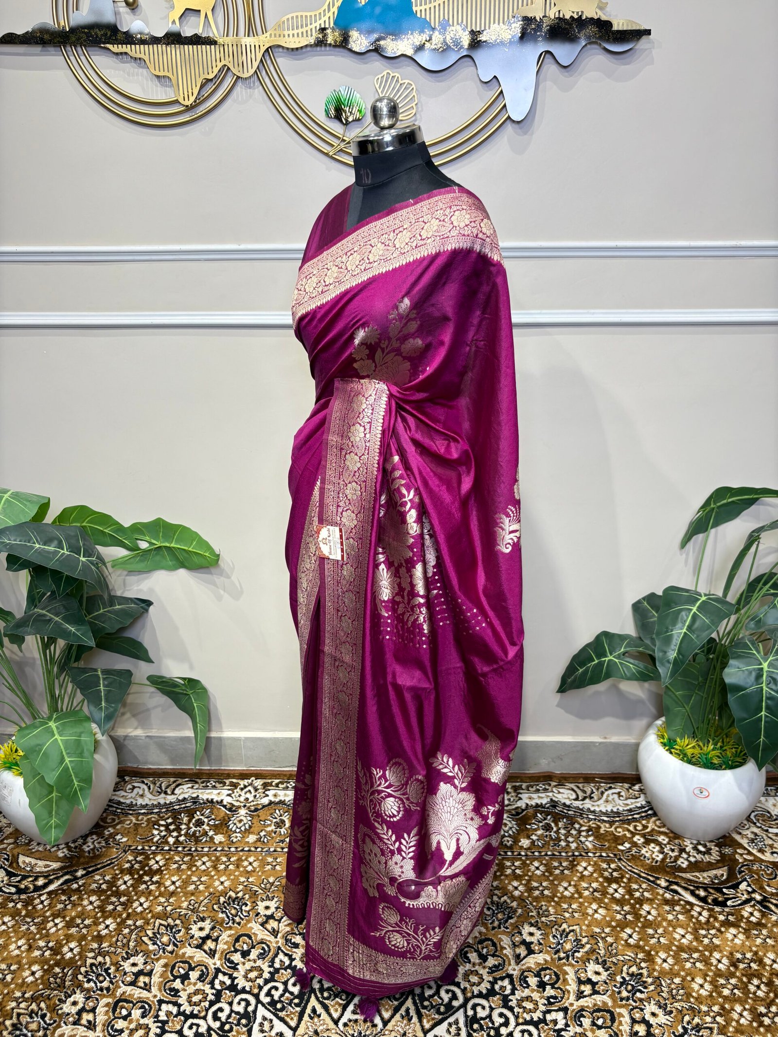 Wine Purple Banarasi Saree - Image 4