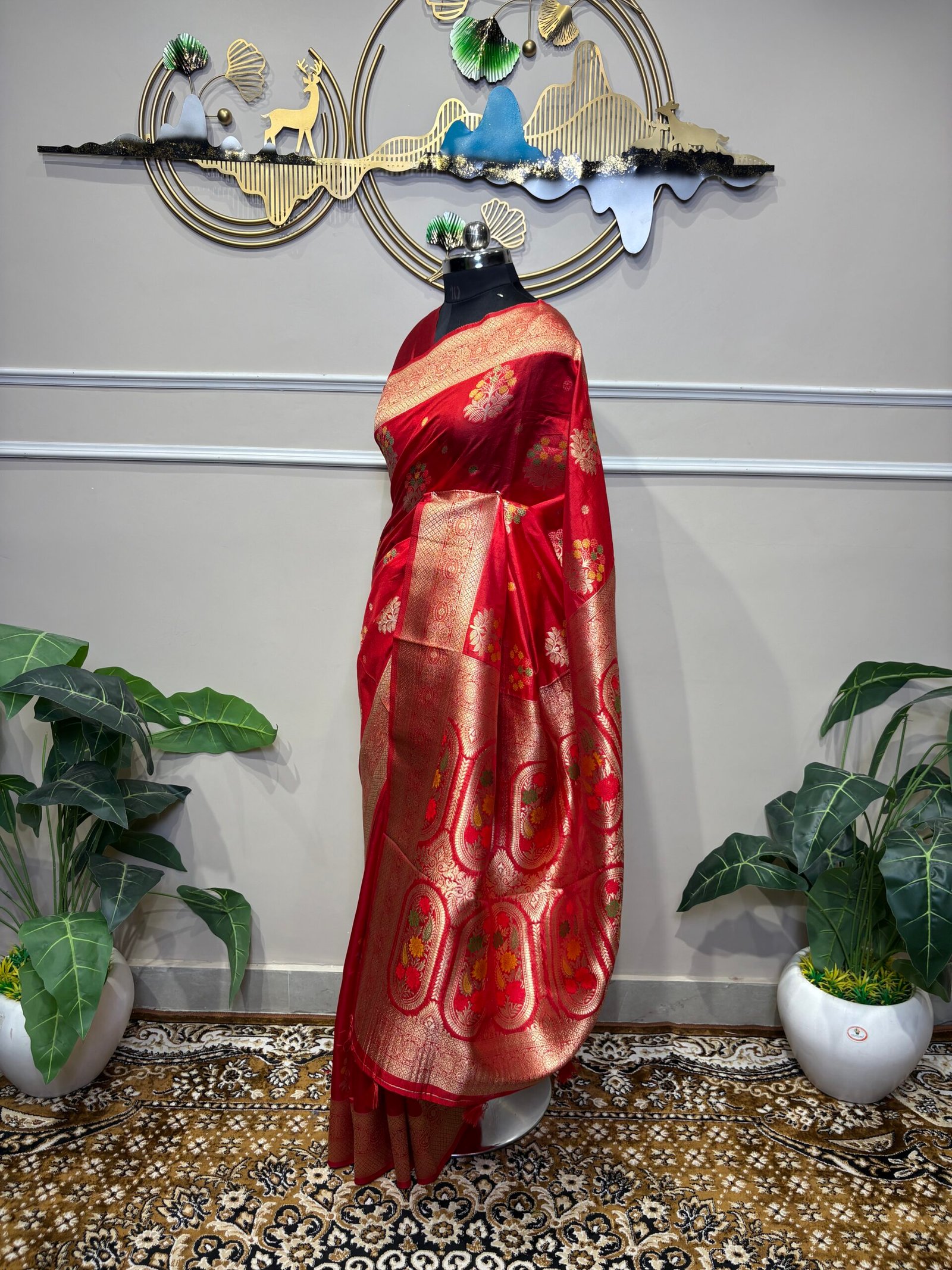 Red Banarasi Saree with Multicolor Floral Motifs - Image 3