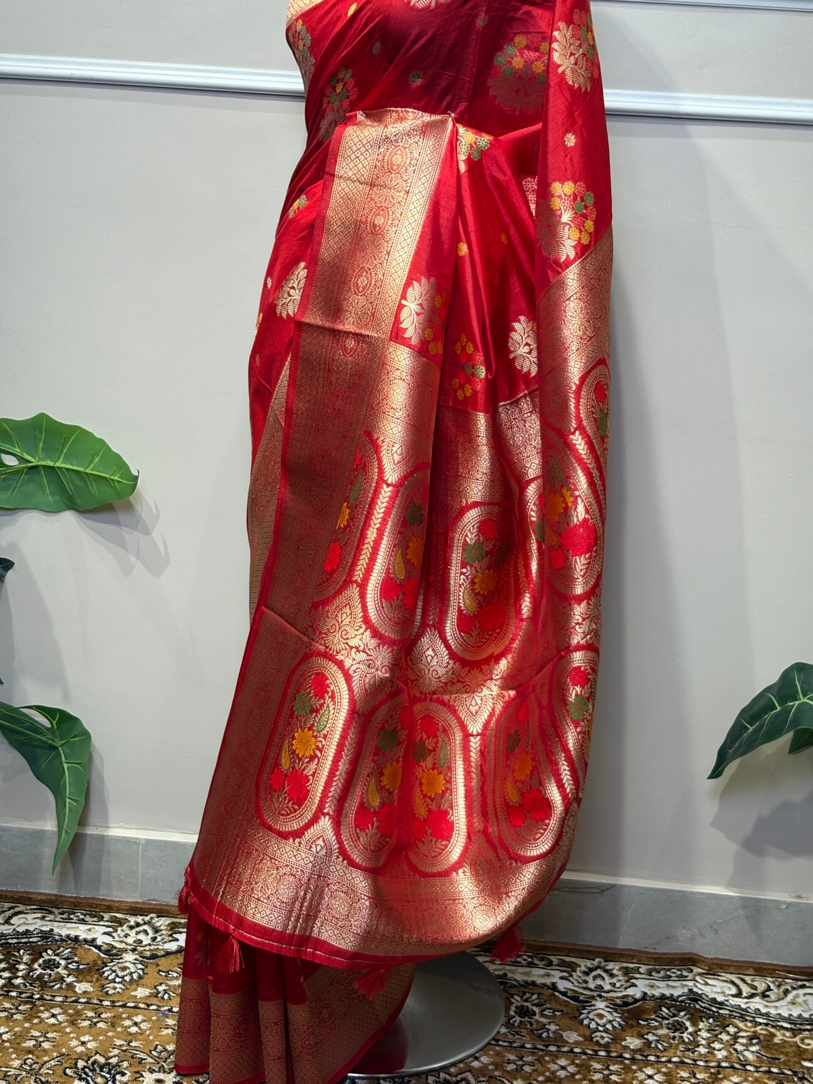 Red Banarasi Saree with Multicolor Floral Motifs - Image 6