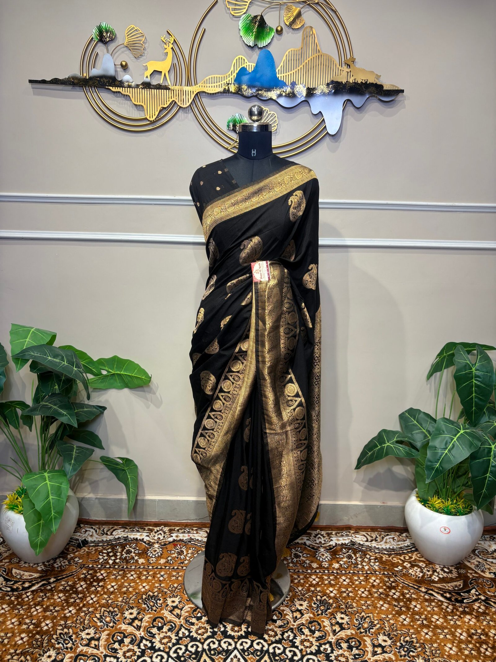 Black & Antique Gold Banarasi Saree - Image 2