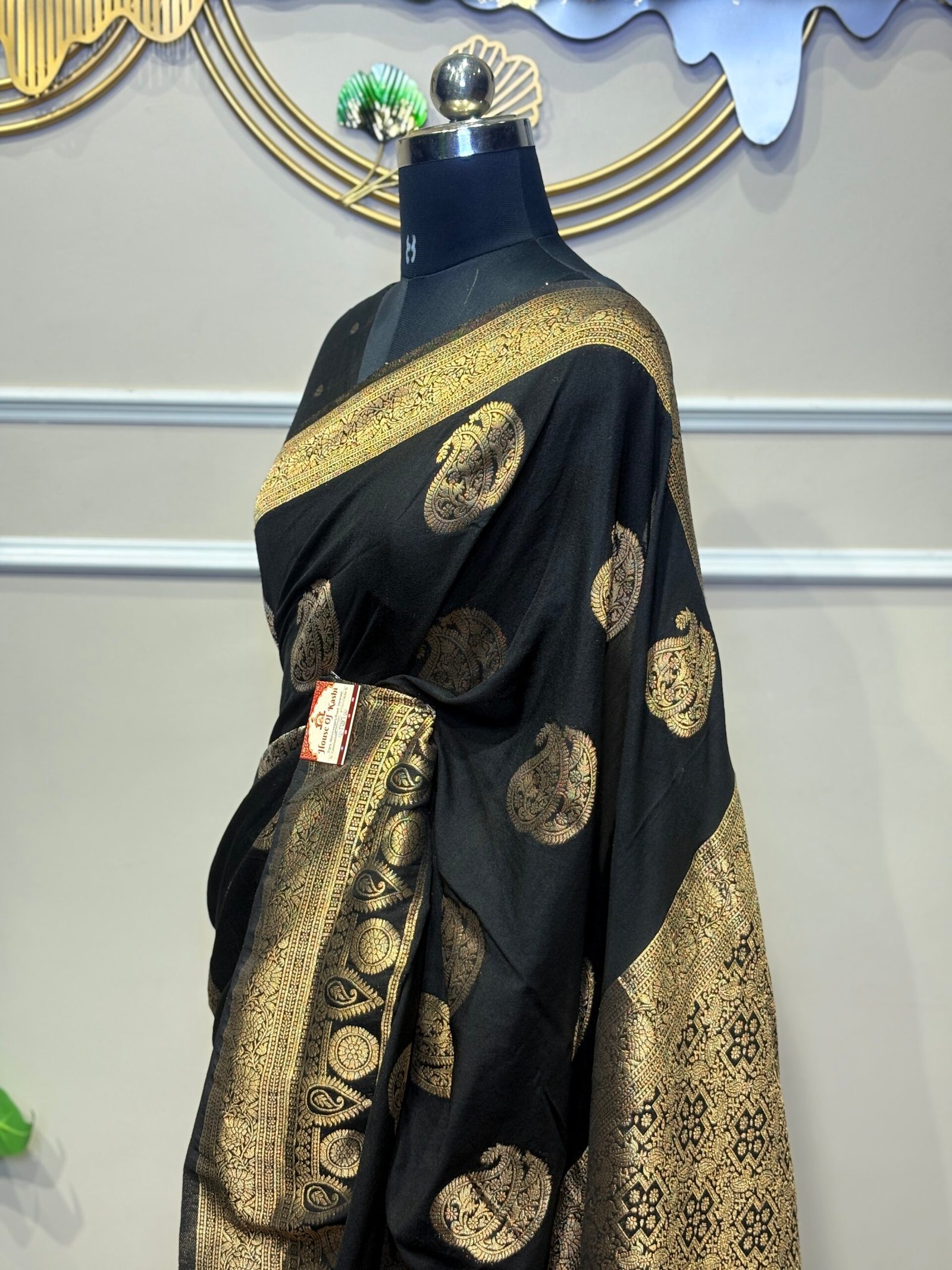 Black & Antique Gold Banarasi Saree - Image 5