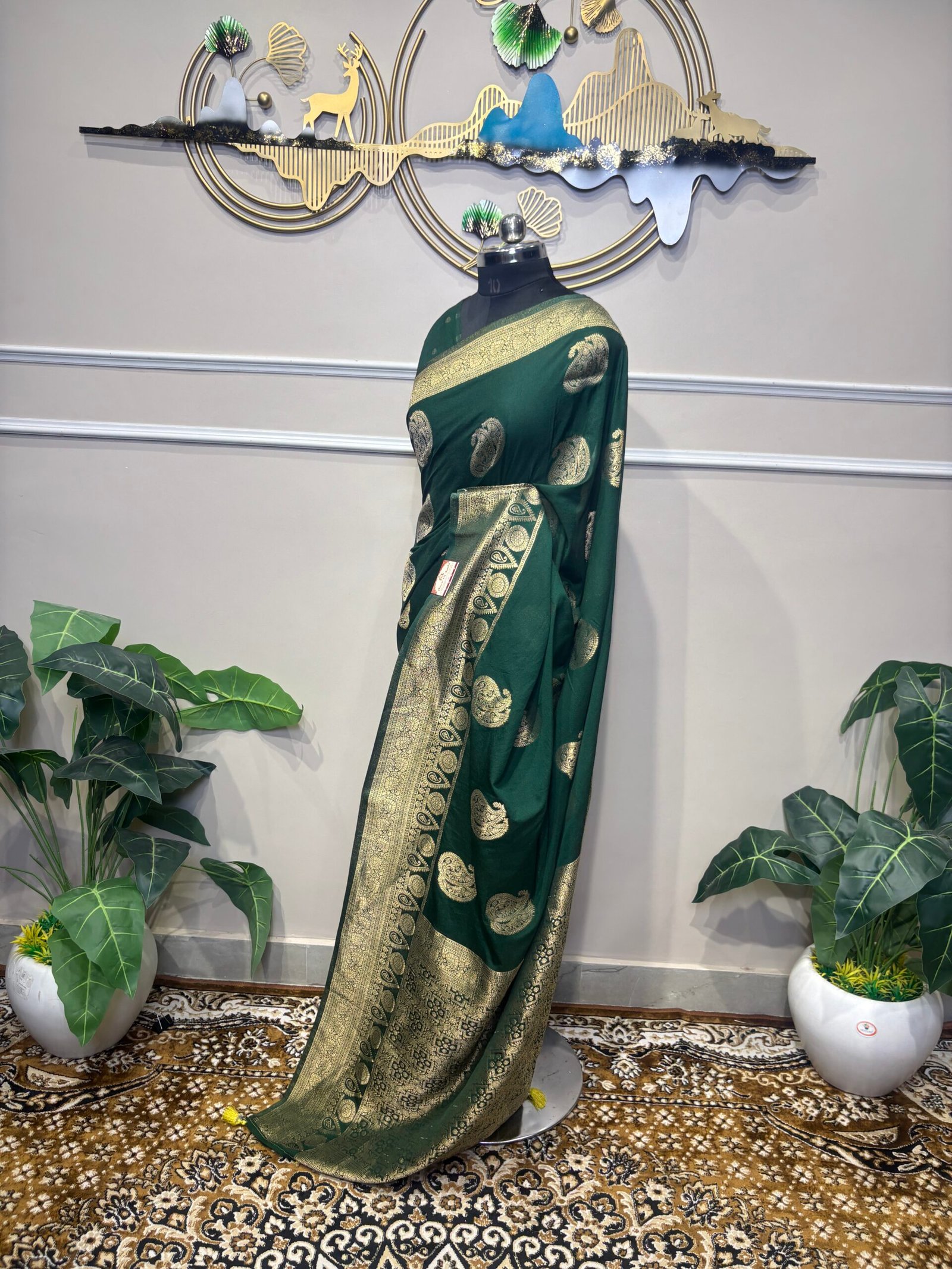 Green Banarasi Silk Saree with Zari Paisley Motifs - Image 3