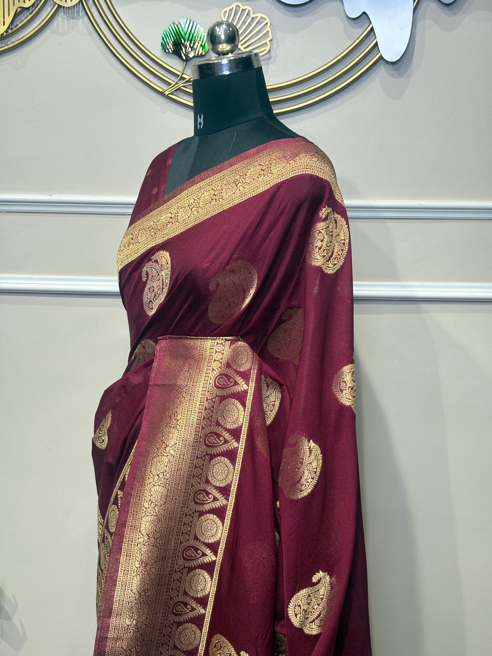 Wine Maroon Banarasi Silk Saree with Antique Gold Zari Paisley Motifs - Image 3