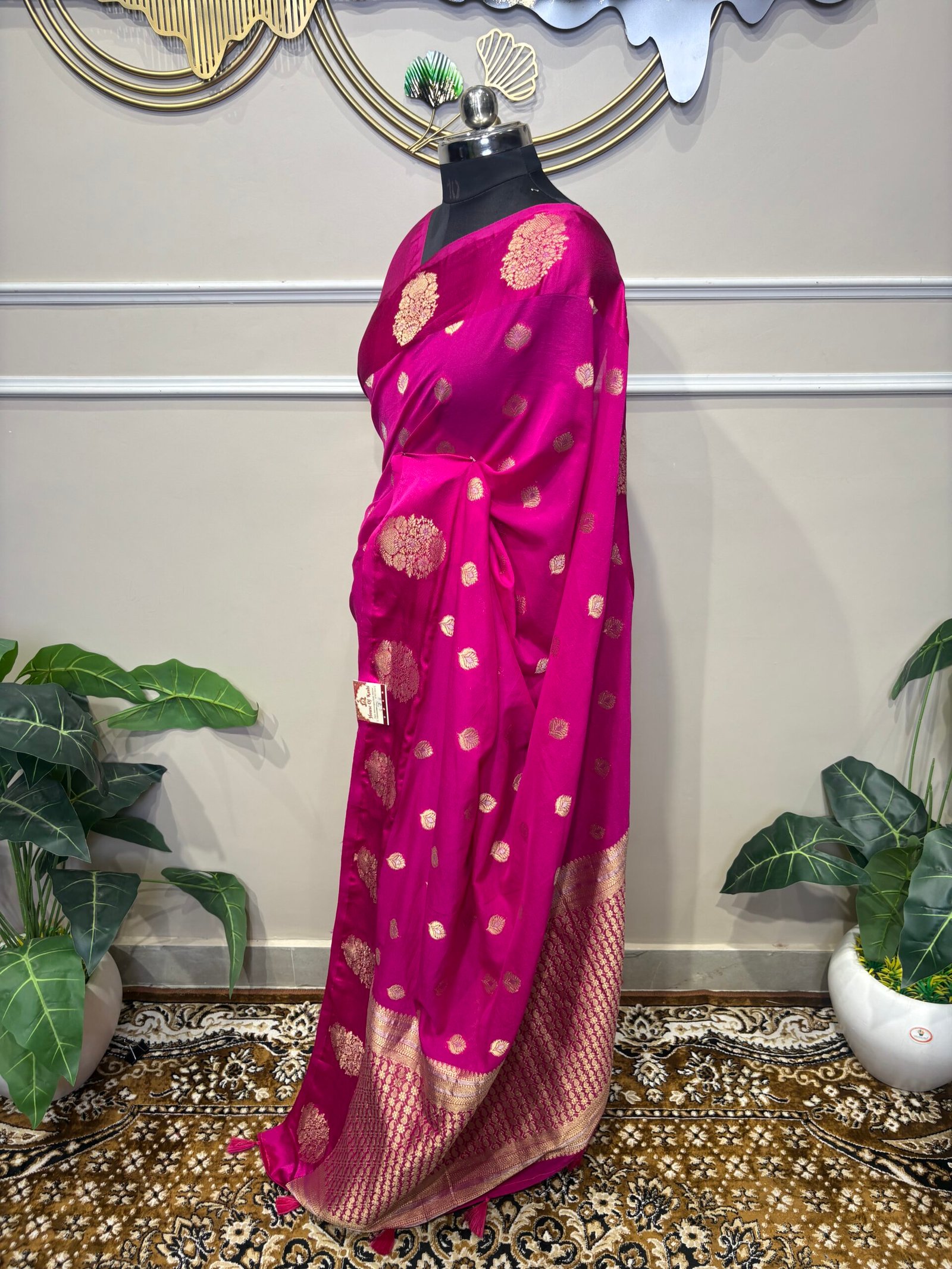 Rani Pink Banarasi Saree with Gold Buti Zari - Image 5