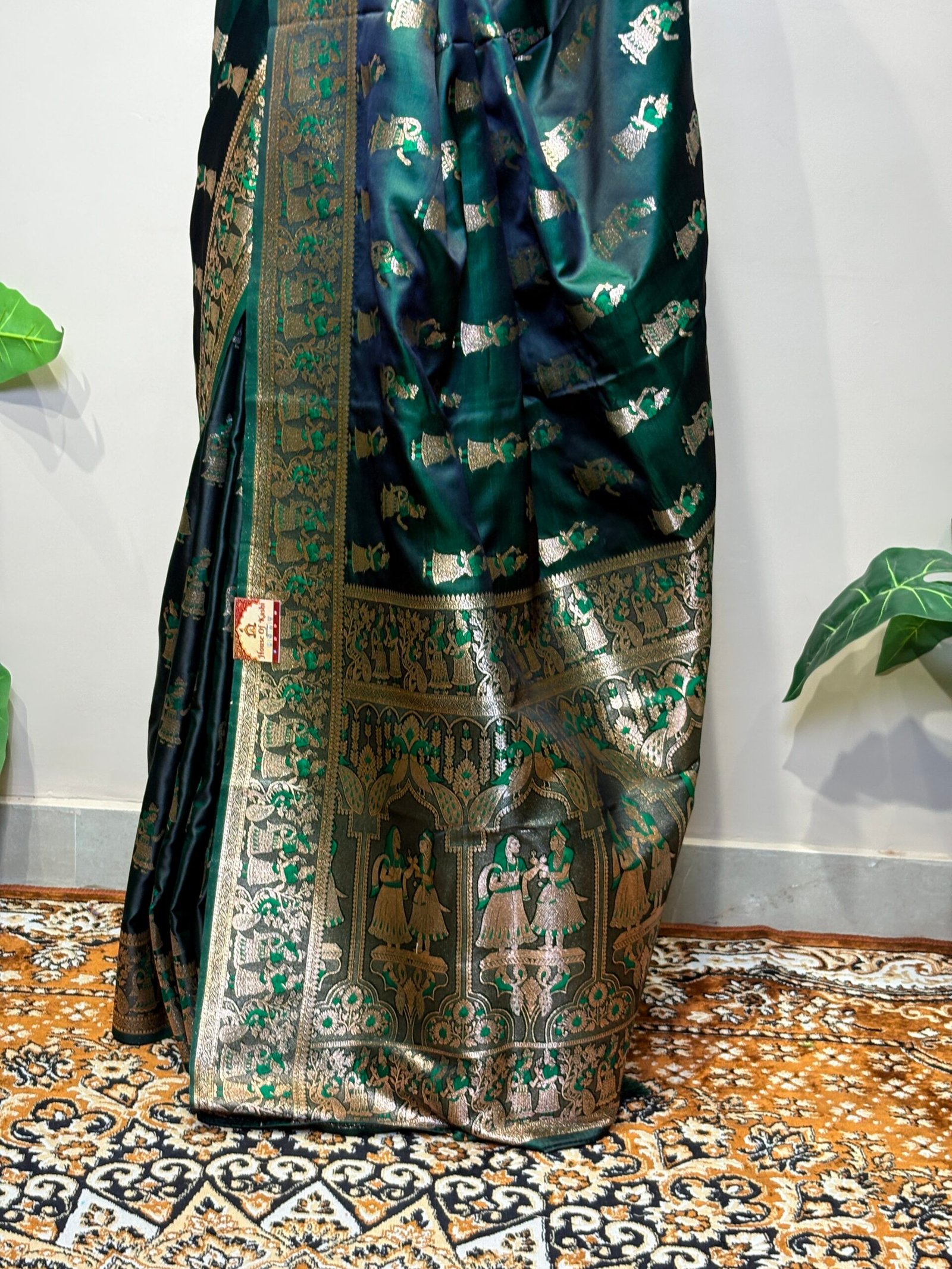 Dark Emerald Green Designer Saree - Image 6