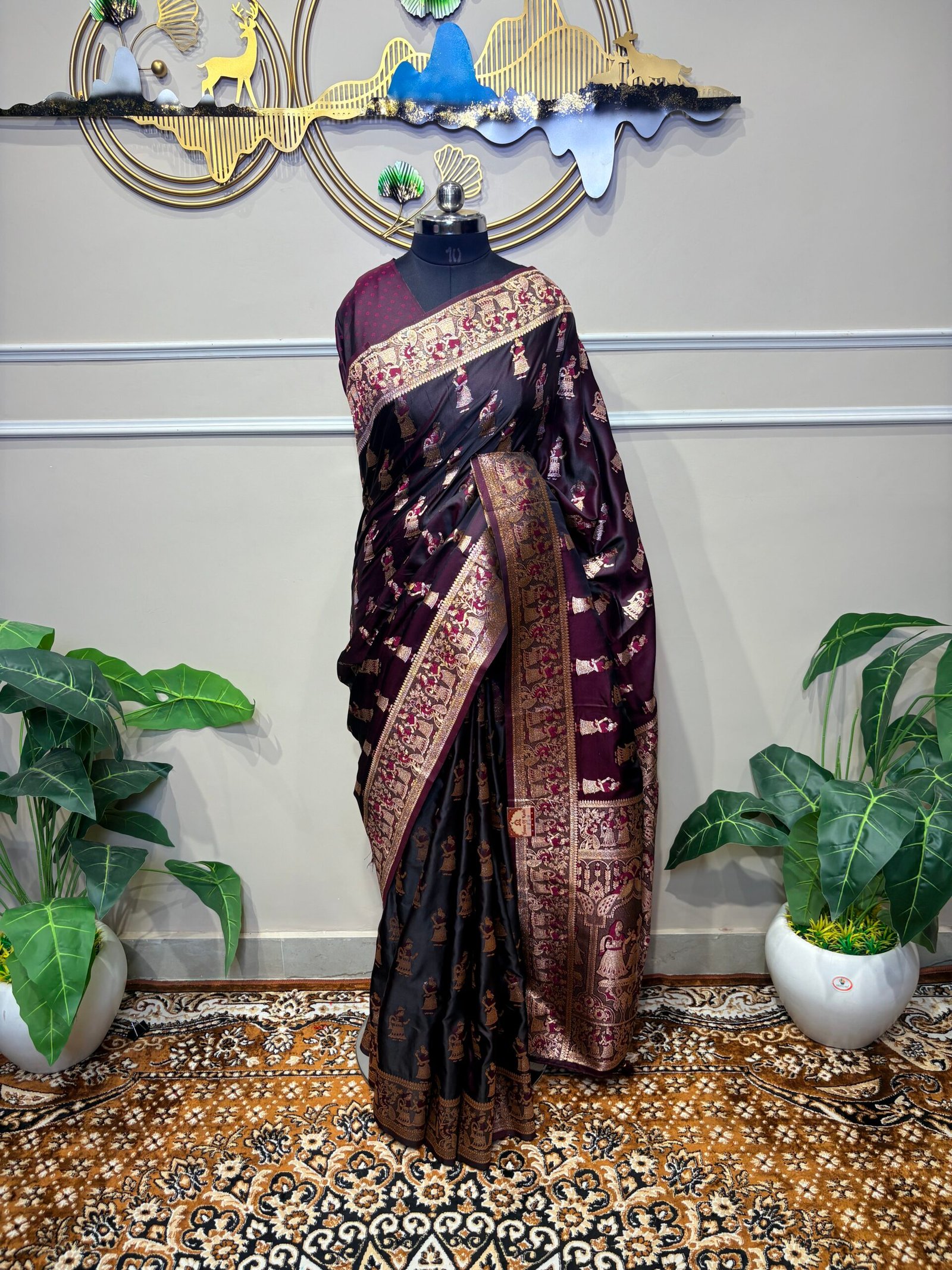 Wine Purple Designer Saree - Image 3