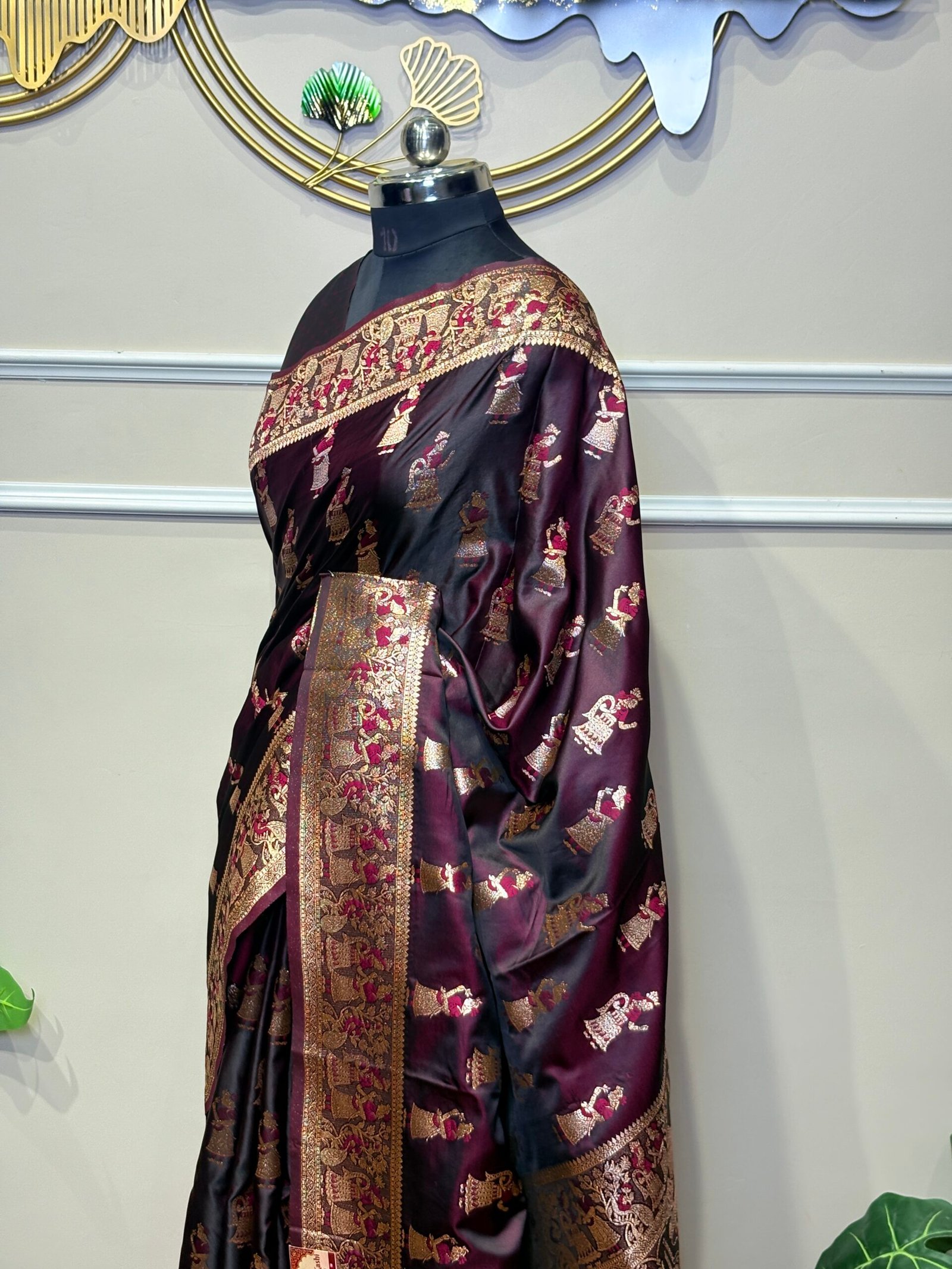 Wine Purple Designer Saree - Image 7