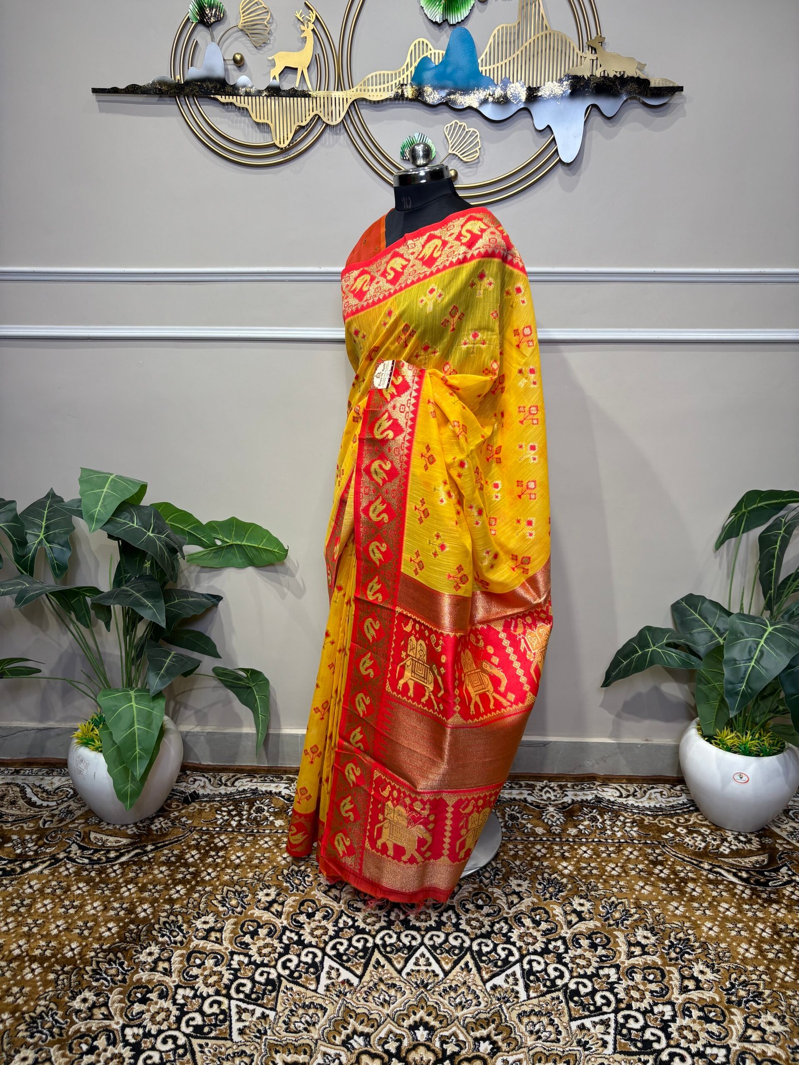 Haldi Yellow & Crimson Red Banarasi Silk Saree with Hamsa Motif Zari Border - Image 6