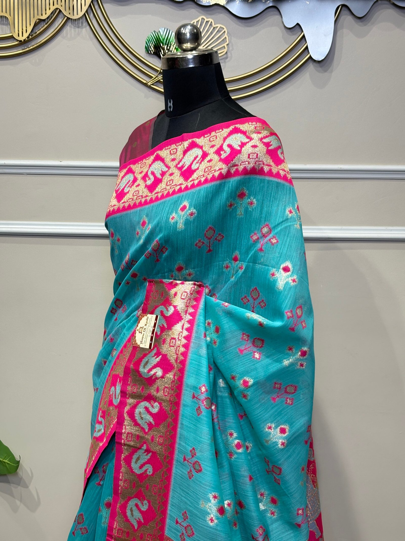 Turquoise Blue & Rani Pink Banarasi Silk Saree with Hamsa & Elephant Motif Zari Border - Image 3